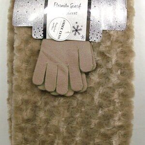 Amiee Lynn Eternity Scarf & Gloves Set Dove Gray/Tan/Beige Extremely Soft New